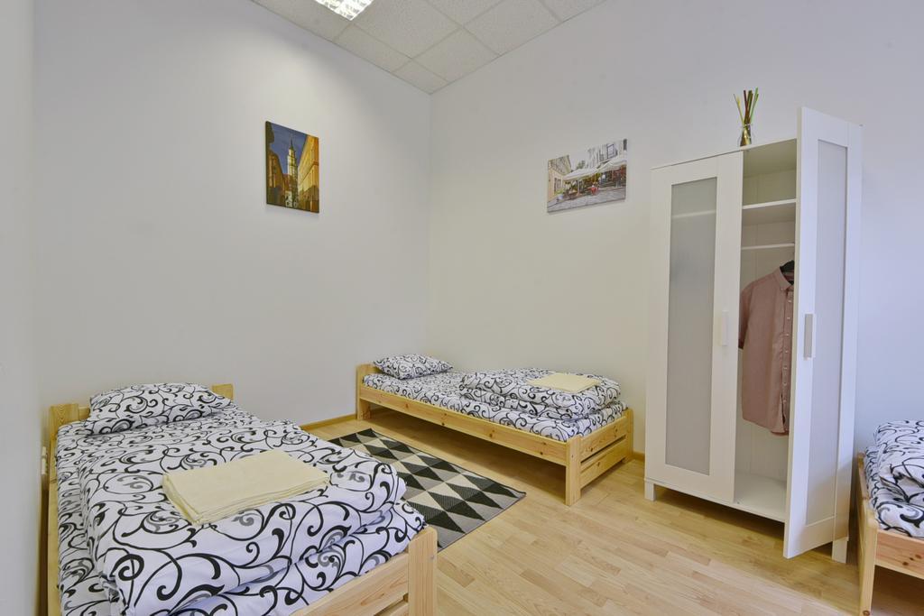 Laisves Avenue Hostel Easy Kaunas Exterior foto